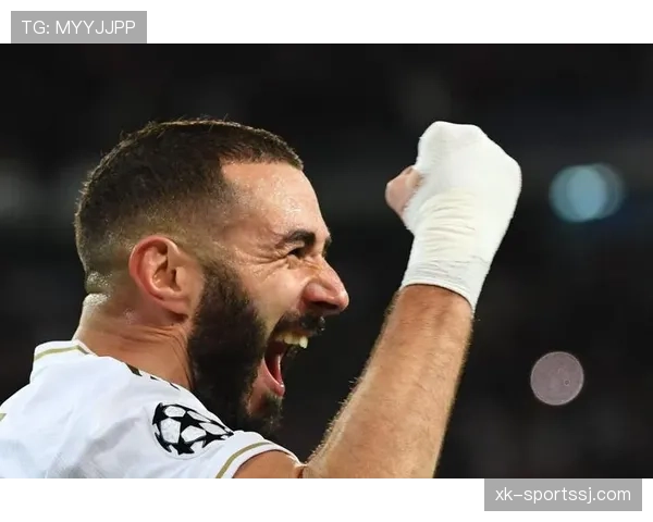 吉鲁与本泽马：终结角色分化，单点支点vs灵活内收